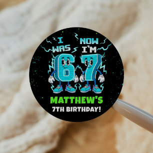 Sticker Rond Tendance de mème 6 7 Six Sept Fête d'anniversaire