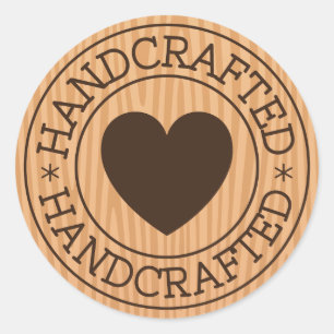 Sticker Rond Timbre brun artisanal avec coeur sur bois