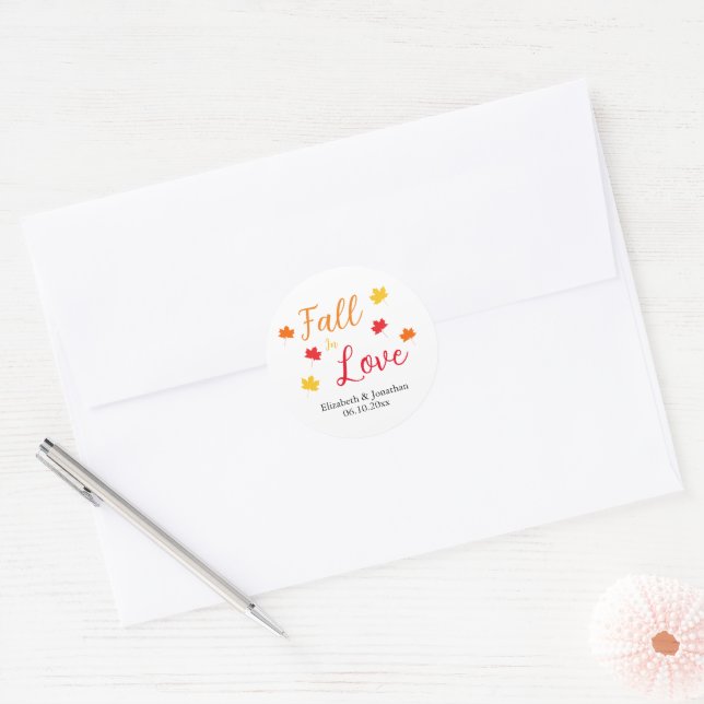 Sticker Rond Tomber dans l'amour (Enveloppe)