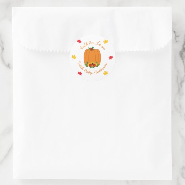 Sticker Rond Tomber dans le Baby shower de l'amour (Sac)
