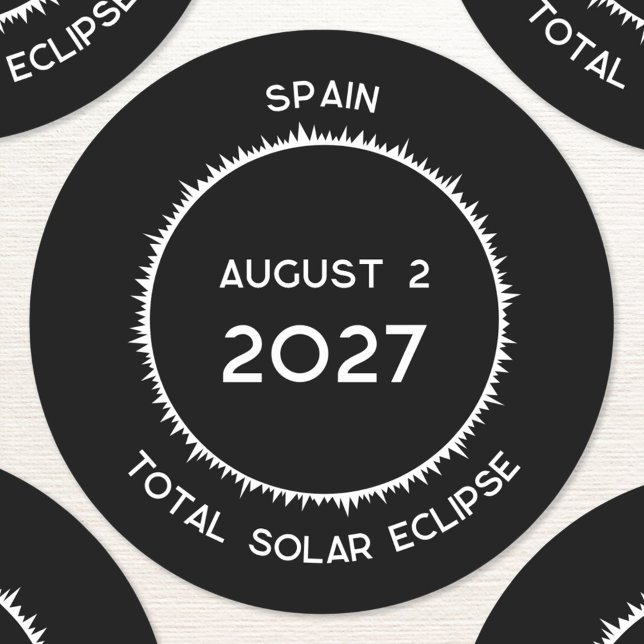 Sticker Rond Total Éclipse Solaire 2027 Espagne (Total solar eclipse August 2nd 2027 Spain custom text sticker)