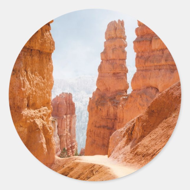 Sticker Rond Traînée de parc national de canyon de Bryce (Devant)