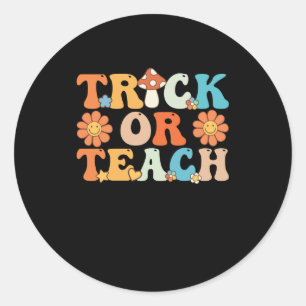 Sticker Rond Trick Or Teach Groovy Halloween Prof Retro