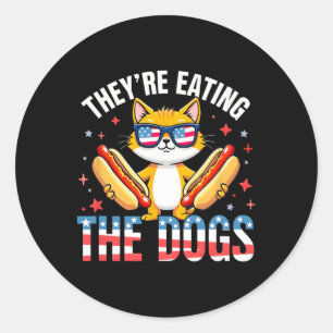 Sticker Rond Trump Drôle Ils Mangent Les Chiens Les Chats Les