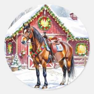 Sticker Rond Un Cheval Brown Festif et une grange d'hiver Noël