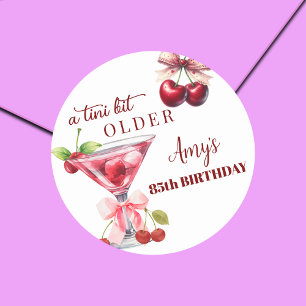 Sticker Rond Un Chic A Tini Bit Plus Vieil Martini Cerise 85e A