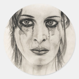 Sticker Rond Une fille qui pleure - Dessin au crayon