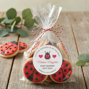 Sticker Rond Une petite coccinelle de l'amour est en route