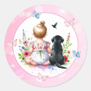 Sticker Rond Une petite fille et son Baby shower de chiot