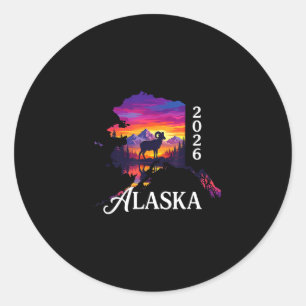 Sticker Rond Vacances à la montagne en Alaska 2026 avec un couc