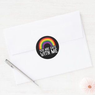 Sticker Rond Vous êtes en sécurité avec moi LGBTQ Mois de la fi