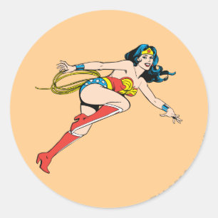 Sticker Rond Wonder Woman bondit à droite