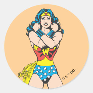 Sticker Rond Wonder Woman Bras Croisés
