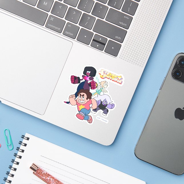 Sticker Steven Universe | Crystal Gem Group Action (Ordinateur portable avec iPhone)
