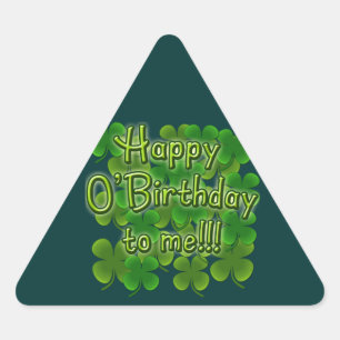 Sticker Triangulaire Joyeux O'Anniversaire pour moi avec des Shamrocks