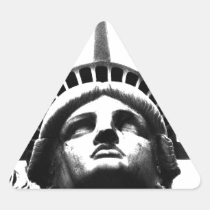 Sticker Triangulaire Statue noire et blanche de la Liberté