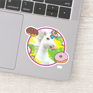 Sticker Unicorne avec des beignets