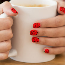 conception artistique de vernis à ongles