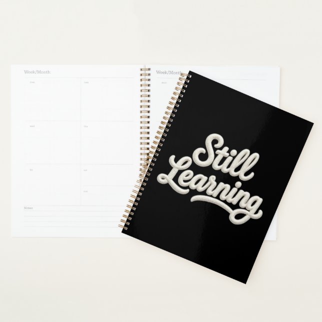Still Learning Script Typography Spiral Planner (Devant avec enveloppe)
