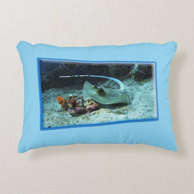 Stingray in motion - Photographic design |  Accent Pillow (Front)
