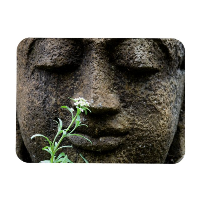 Stone garden statue with flower magnet (Horizontal)