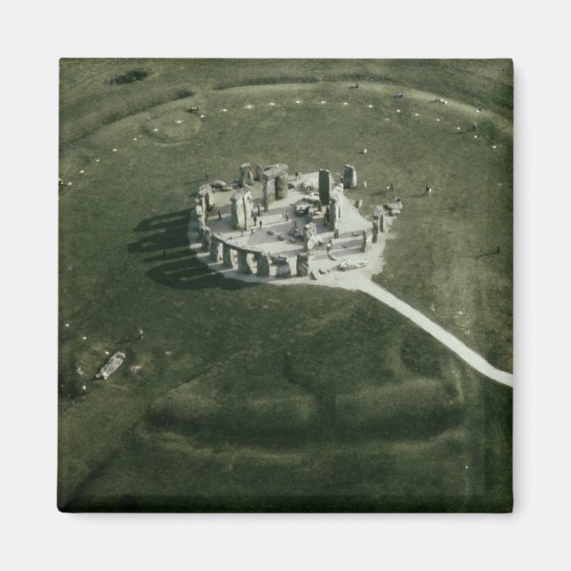 Stonehenge from the air magnet (Front)