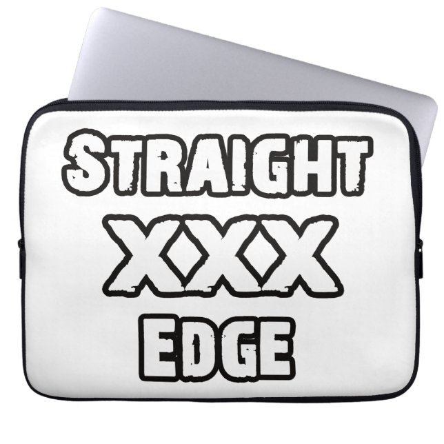 Straightedge laptop sleeve (Front)