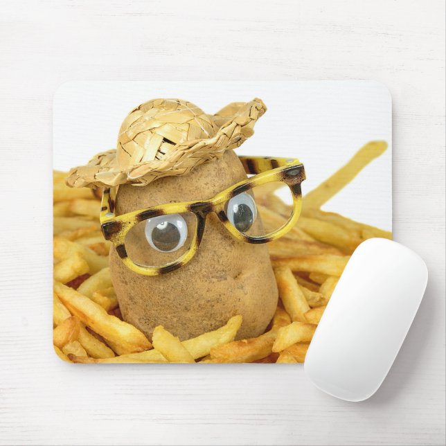 Straw Hat On Potato Mouse Pad (With Mouse)