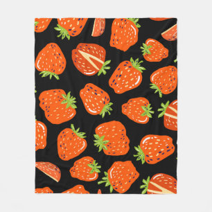 Strawberries Black: Vintage Seamless Texture Fleece Blanket