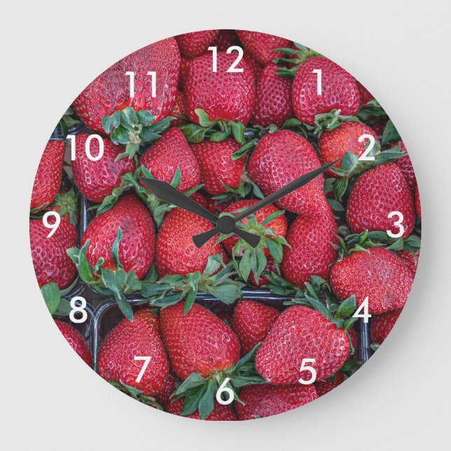 Strawberries with green leaves large clock (Front)