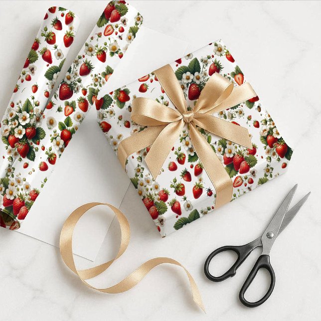 Strawberry Botanical Gift Wrapping Paper (Strawberry Botanical Gift Wrapping Paper)