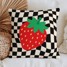 Strawberry Design on Chequered Pattern Retro Fruit