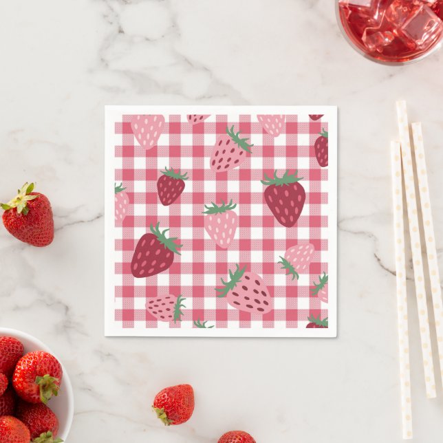  Strawberry Gingham Pattern Napkin (Insitu)
