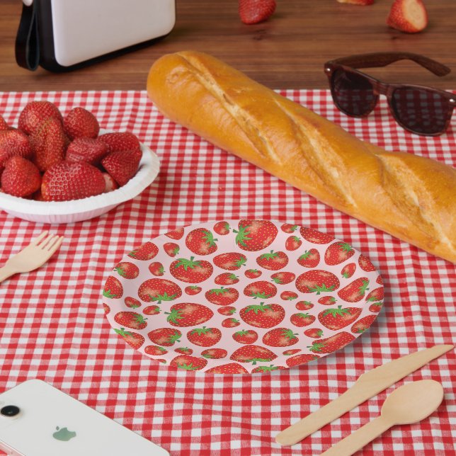 Strawberry Pattern Illustration On Pink Paper Plate (Picnic)