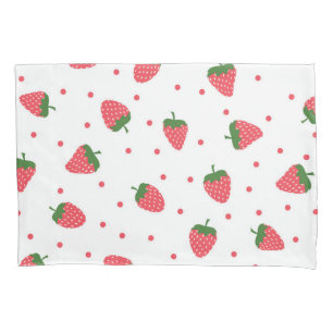Strawberry pattern pillowcase