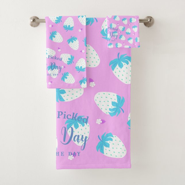 Strawberry Pink Blue Bath Towel Set (Insitu)