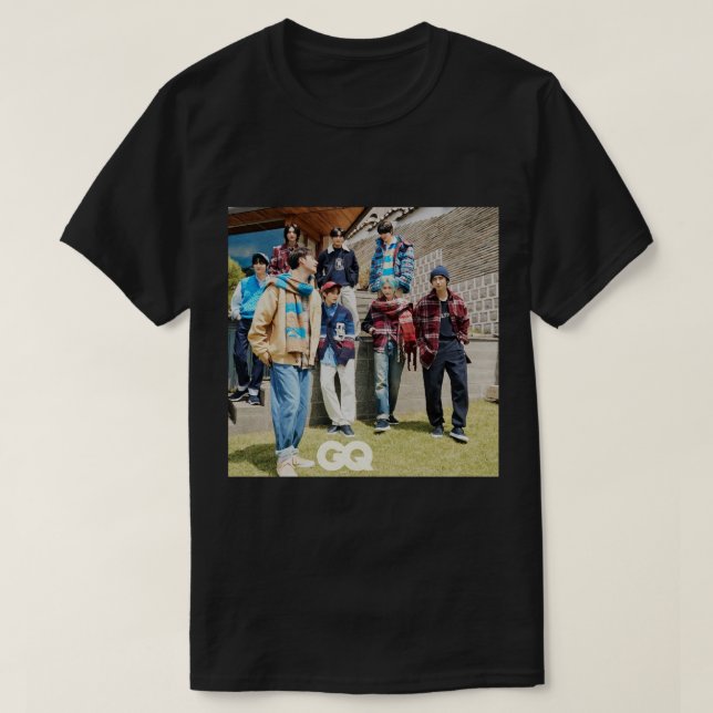 Stray Kids GQ SKZ kpop ot8 bang chan lee know chan T-Shirt (Design Front)