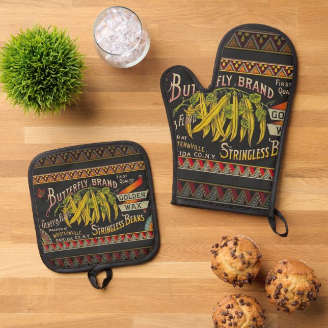 String Bean Label Vegetable Country Oven Mitt & Pot Holder Set (Top Down)