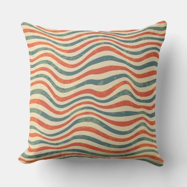 Striped pattern throw pillow (Front)