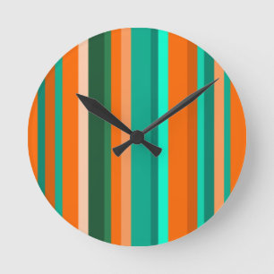 Stripes round clock
