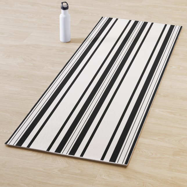 Stripes Yoga Mat (In Situ)