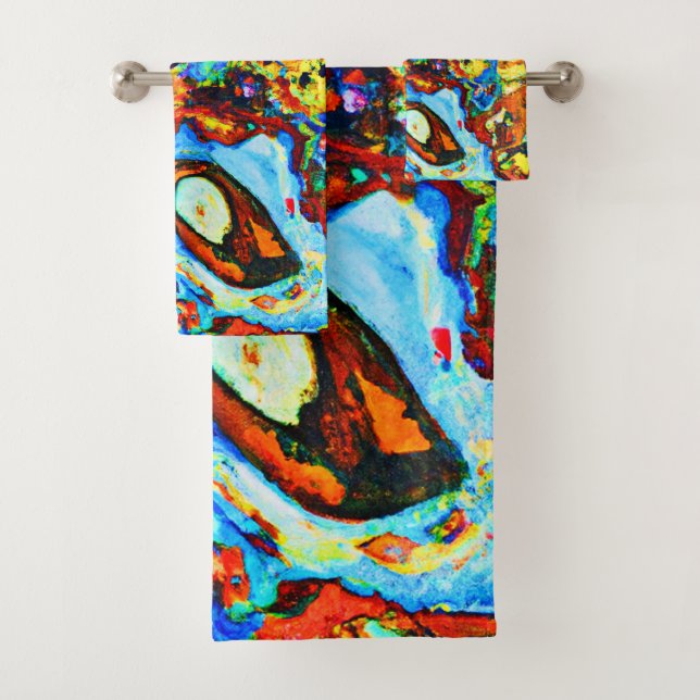 Stunning Abstract Pattern Bath Towel Set (Insitu)