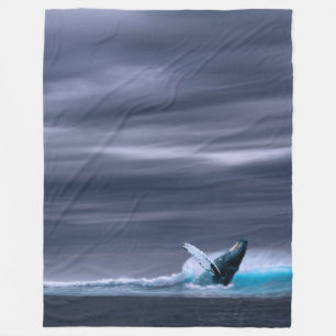 Stunning blue whale fleece blanket