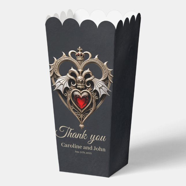 Stunning gothic heart  favor box (Front)