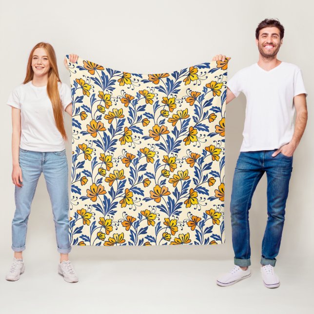 Stunning Seamless Pattern of Flowers and Leaves Fleece Blanket (In Situ)