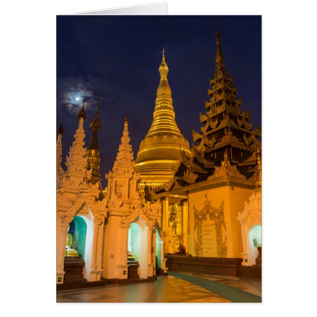 Stupa Et Temples D'Or (Devant)