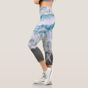 Stylish Beach Vibes Abstract Capri Leggings