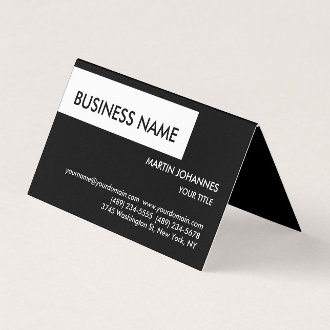 Stylish Black White Chic Business Card (Front)