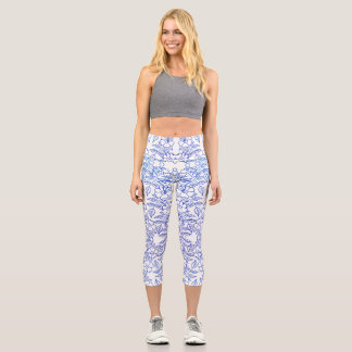Stylish Blue floral print pattern art Capri Leggings