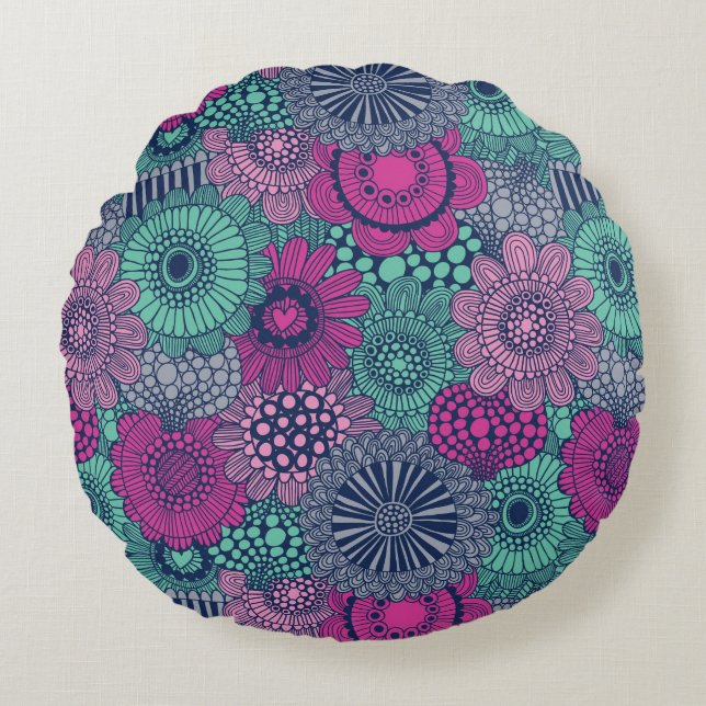 Stylish bright pattern of gorgeous flowers round pillow (Front)